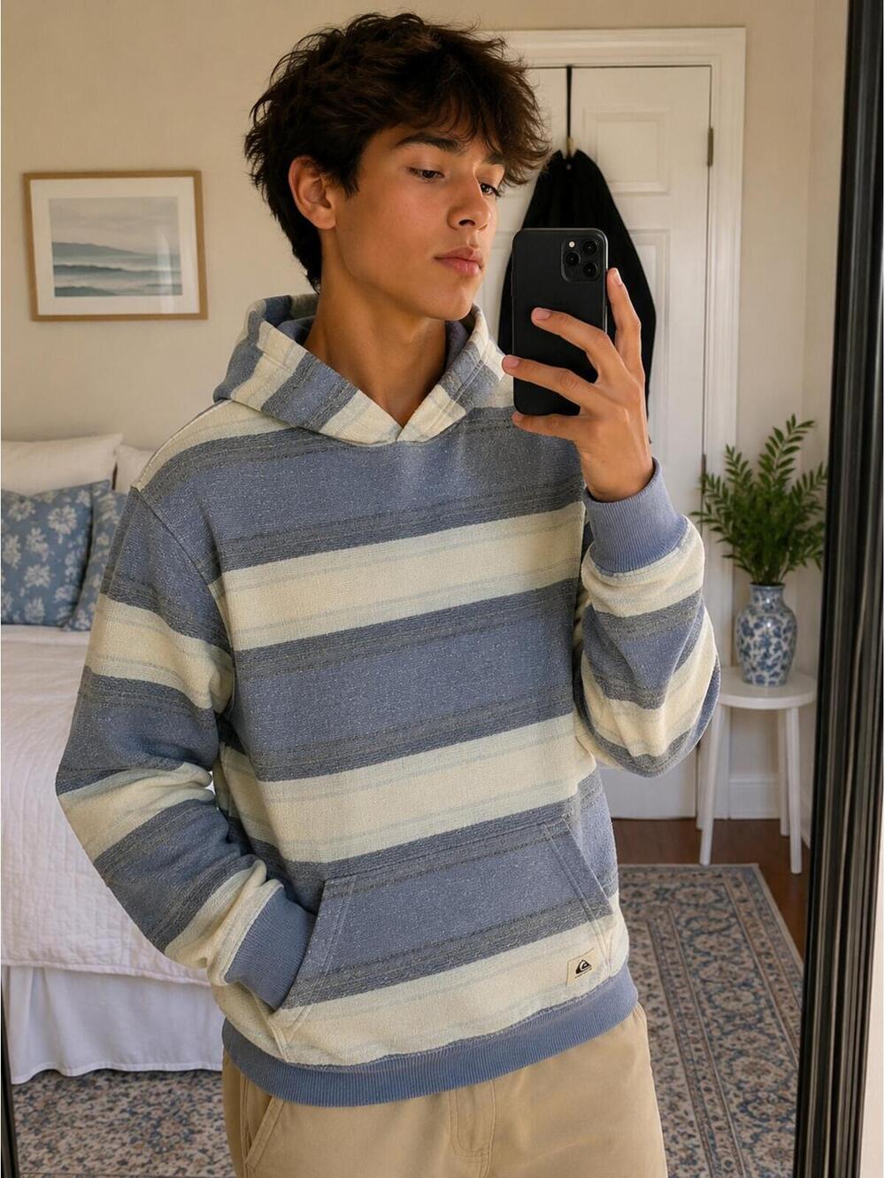 Quiksilver Striped Pullover Hoodie Blue Cream Surf Skate Youth XL 18/20